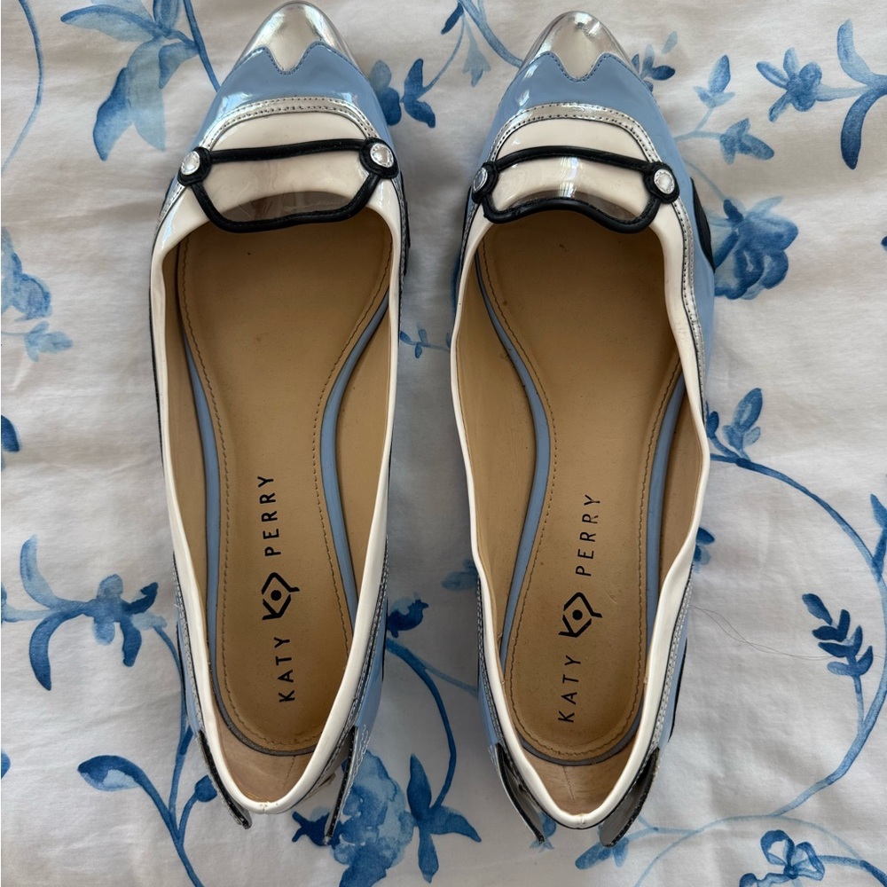 Katy Perry Blue Car Shoes